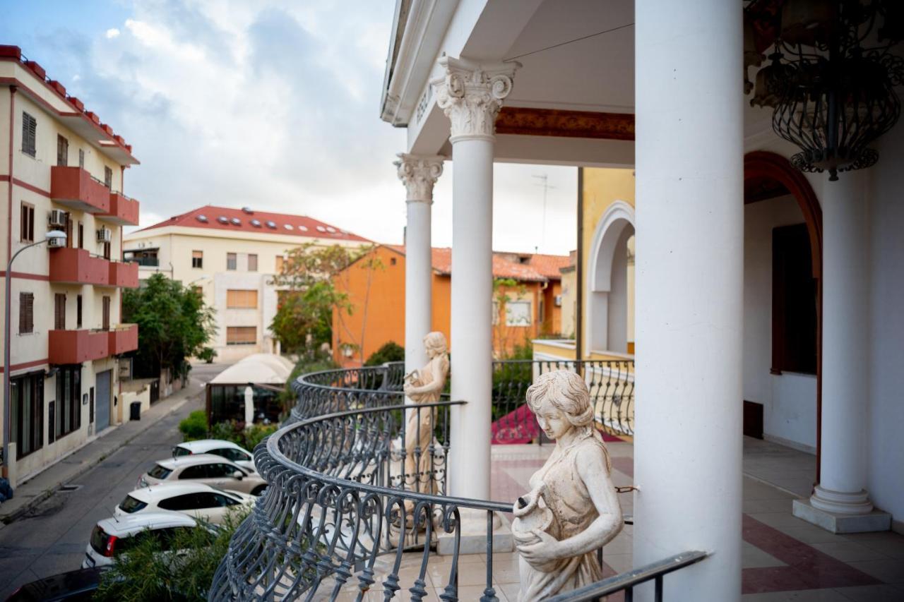 Euro Hotel Iglesias Exterior foto